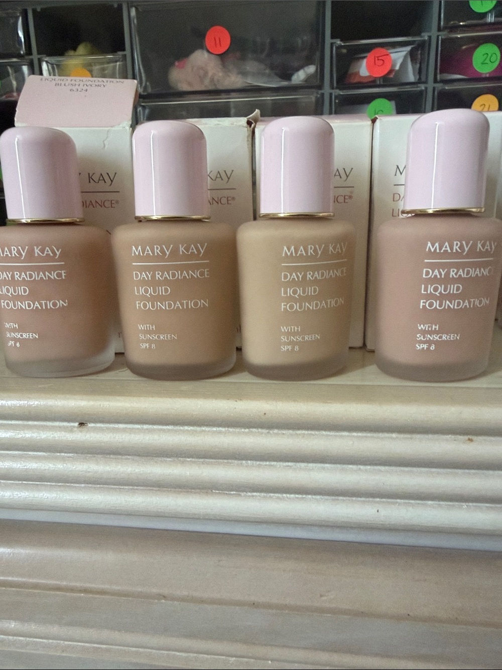 Mary Kay Day Radiance Liquid Foundation
